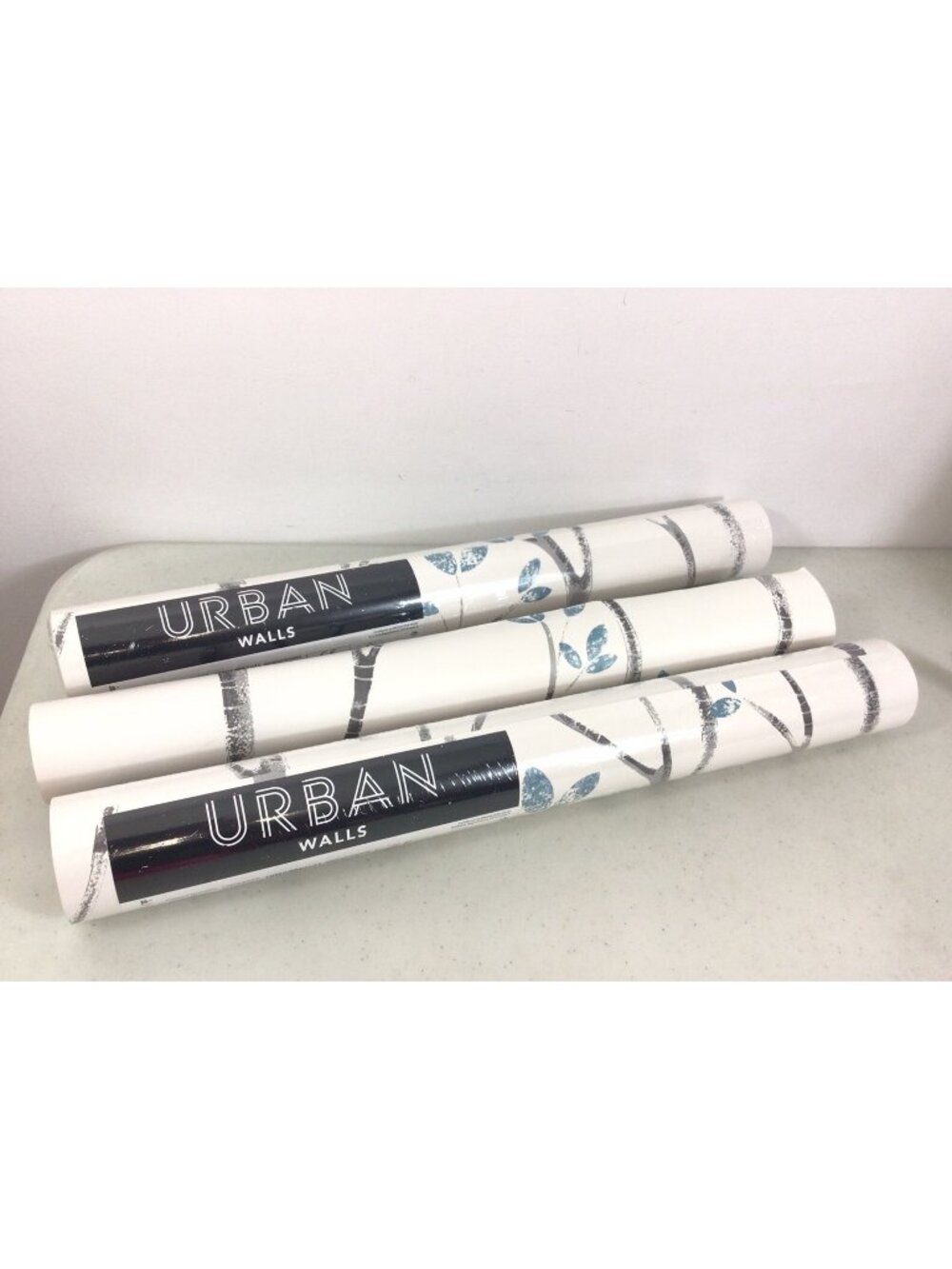 Urban Walls Wallpaper Blue Floral 3 Rolls New